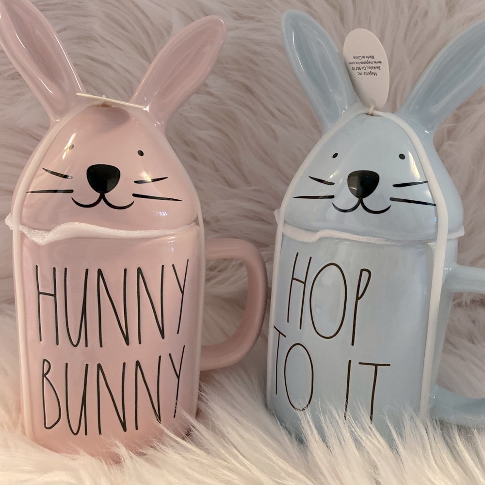 2 :Rae Dunn Ceramic mugs with lids